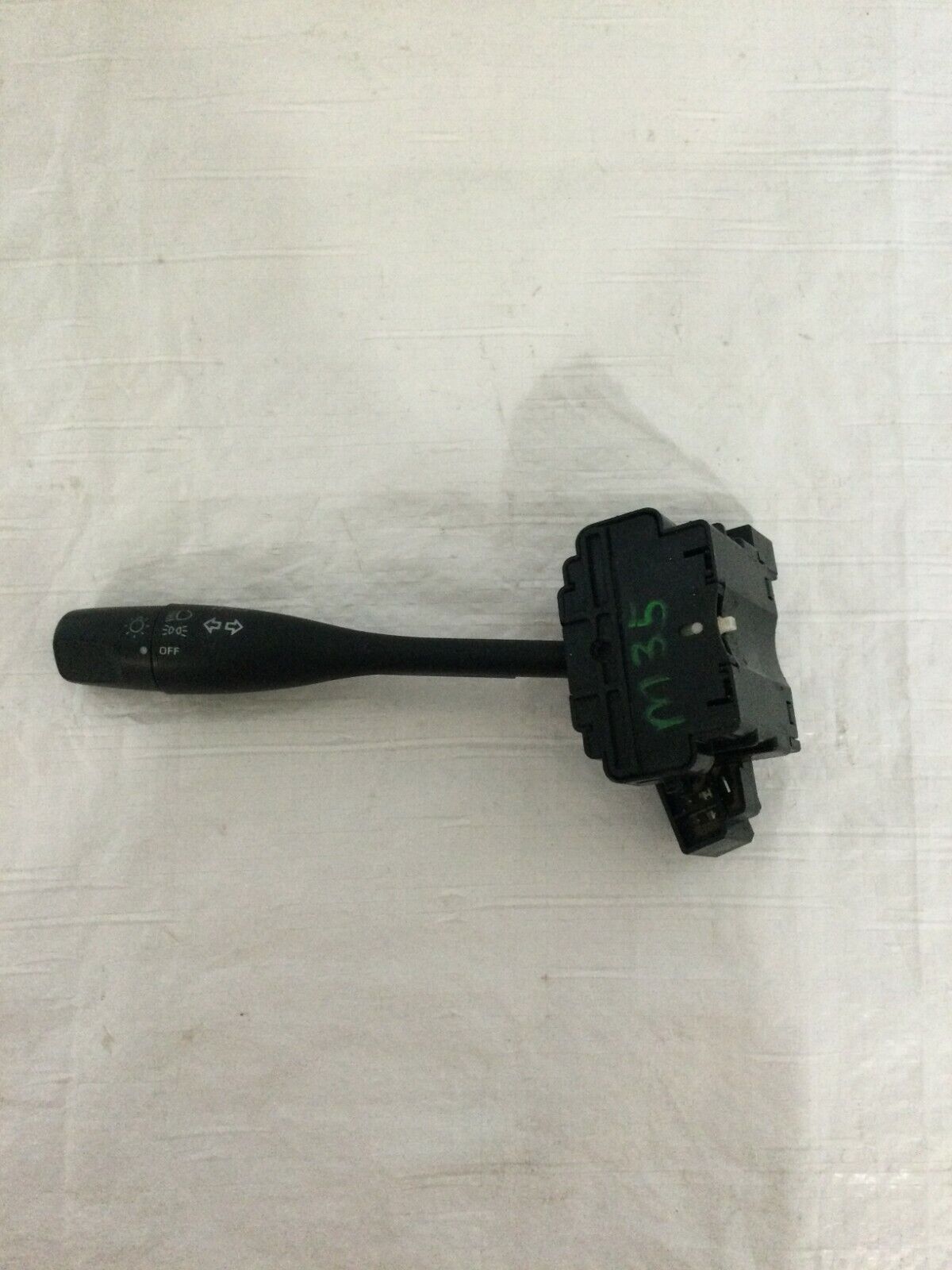 2001 Nissan Xterra Headlight Switch OEM 14509