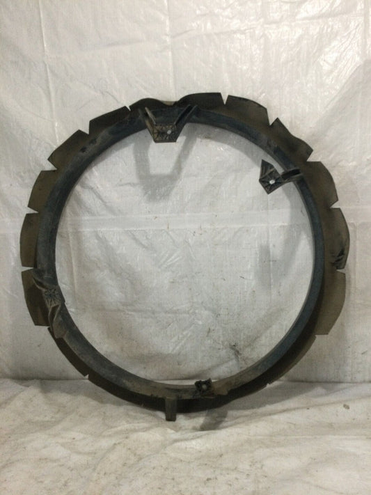 2016 Chevrolet Silverado 3500 Radiator Fan Shroud OEM