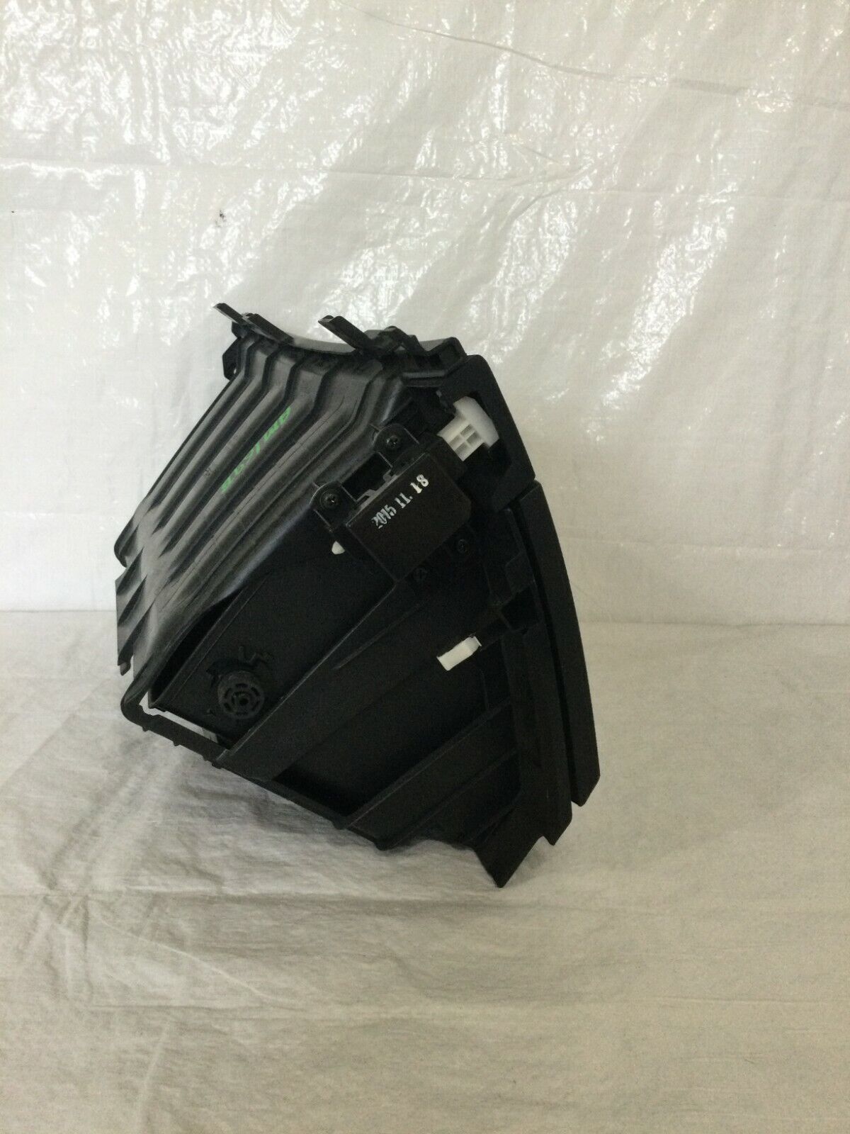 2016-2017 Hyundai Elantra GT Glove Box Assembly OEM 84541-A5000