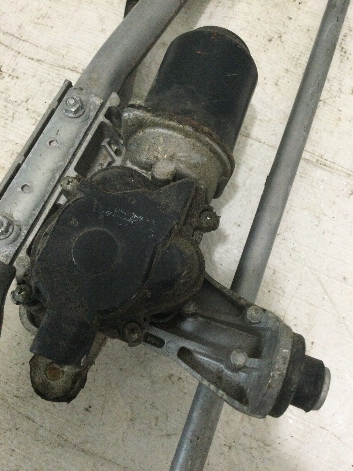 2007 Acura CSX Type-S Front Windshield Wiper Motor W/ Linkage OEM