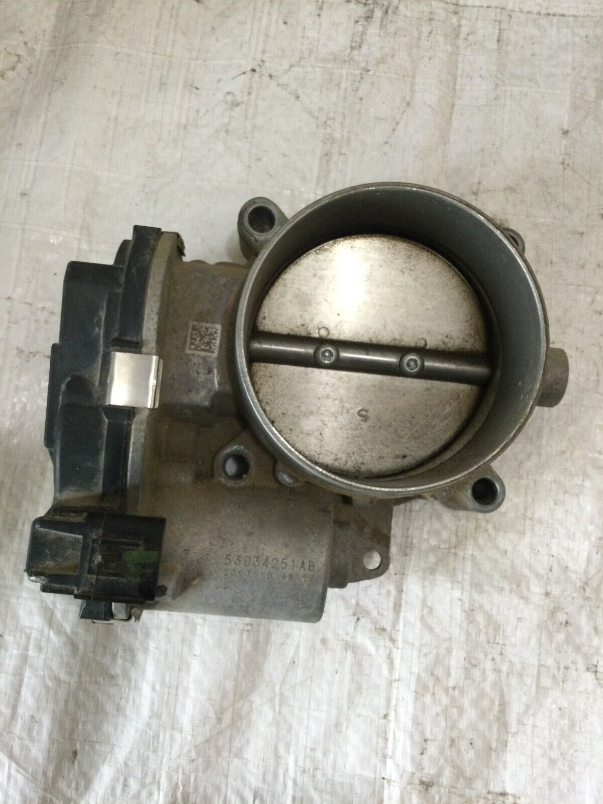 2018 RAM 1500  Throttle Body Assembly 53032801AB   OEM
