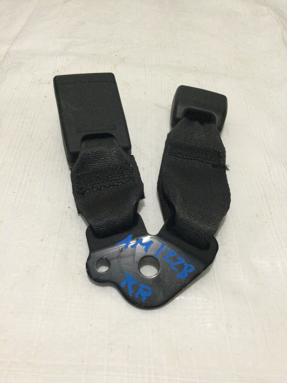 2018-2020 Buick Regal Rear Right Seat Belt Buckle OEM