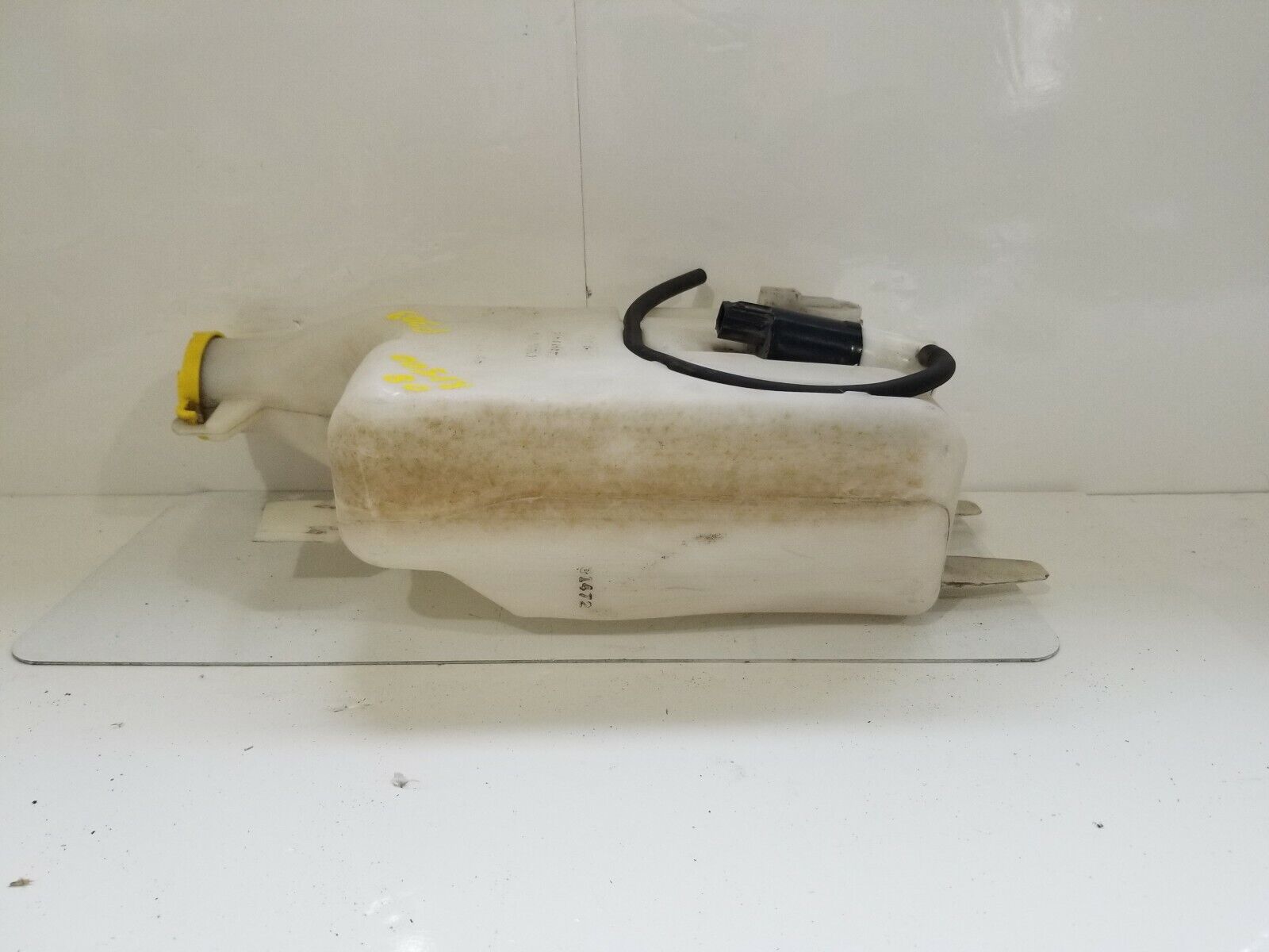 2004 Dodge Ram 1500 Windshield Washer Fluid Reservoir Tank 55077319AA OEM