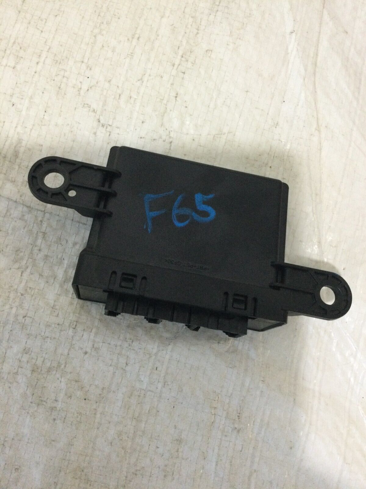 2019-2022 GMC Sierra 3500HD Park Assist Control Module OEM 84882938