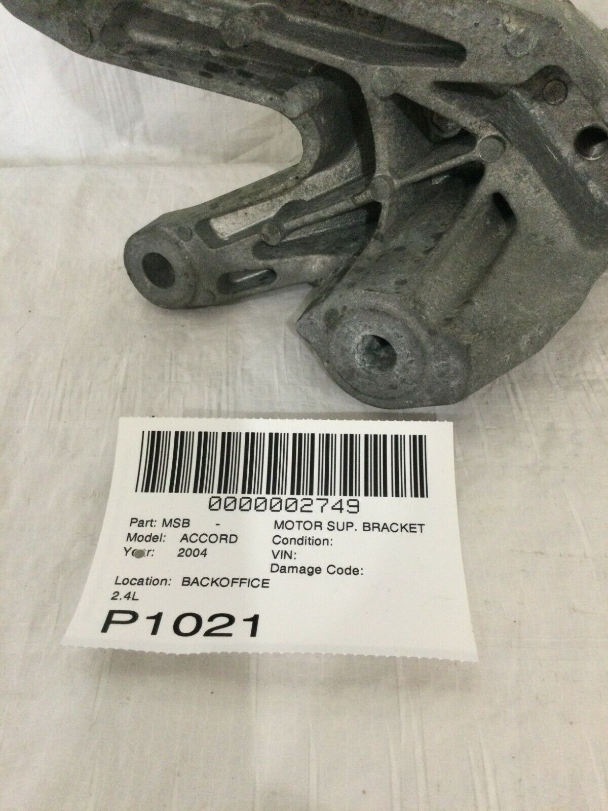 2004 Honda Accord Motor Support Bracket OEM 2.4L
