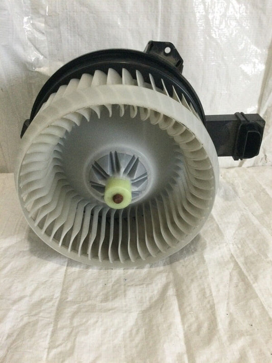 2013 Honda CR-V CRV A/C Heater Blower Motor OEM