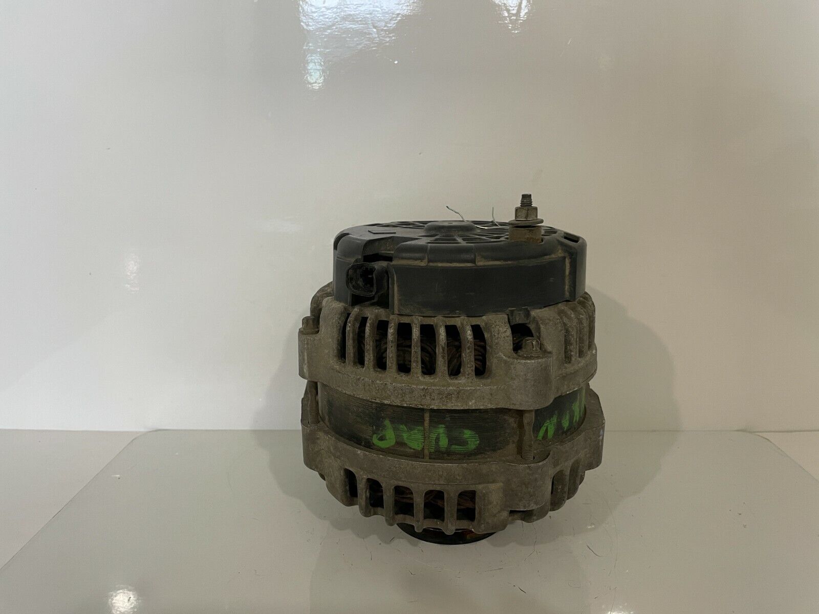 2007 GMC Yukon Alternator Motor OEM 160Amp