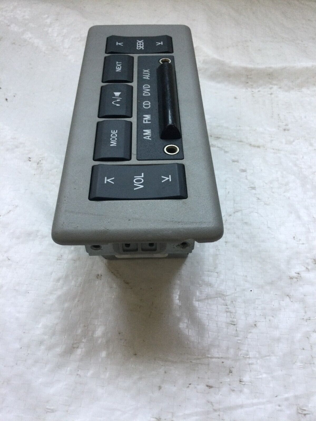 2006 Nissan Titan Rear Overhead Console Audio Control 28260 8S200 OEM