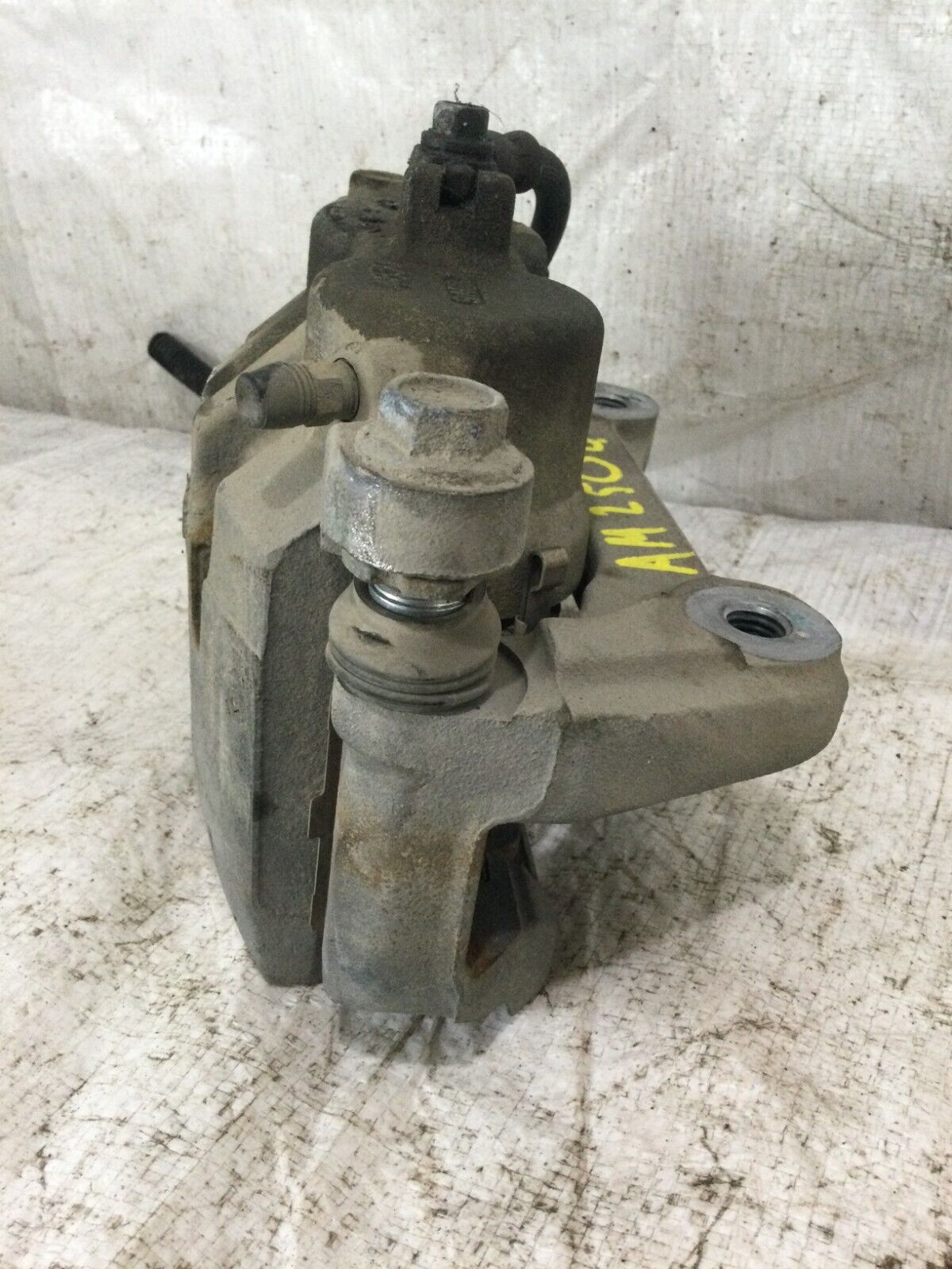 2019-2023 Chevrolet Blazer Front Left Brake Caliper OEM
