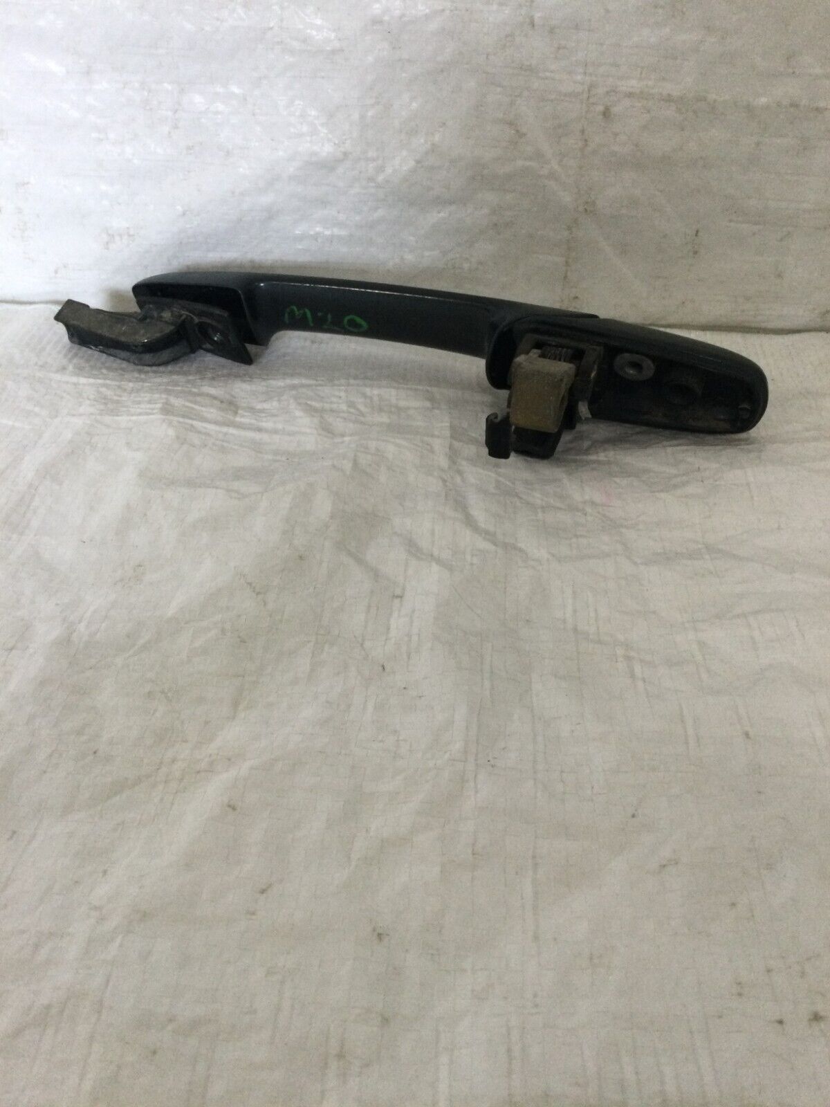 2005 Mazda 6 Front Right Passenger Exterior Door Handle OEM 
