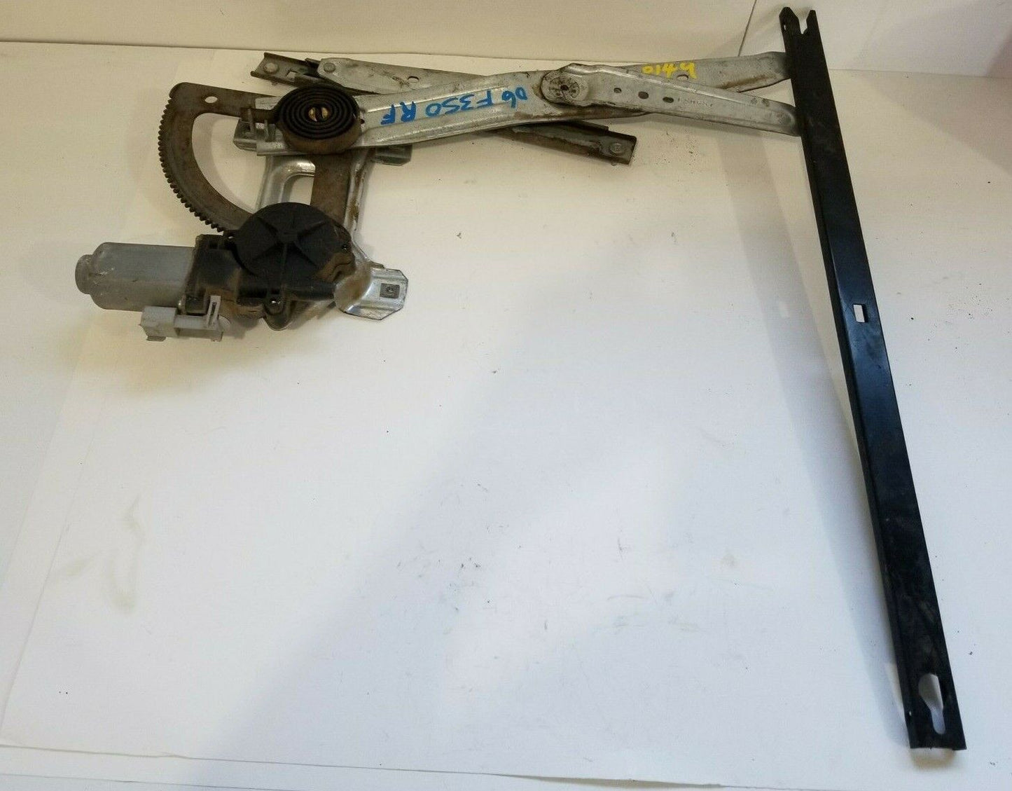 2006 Ford F350SD F-350 Super Duty Front Left Window Motor W/ Regulator OEM