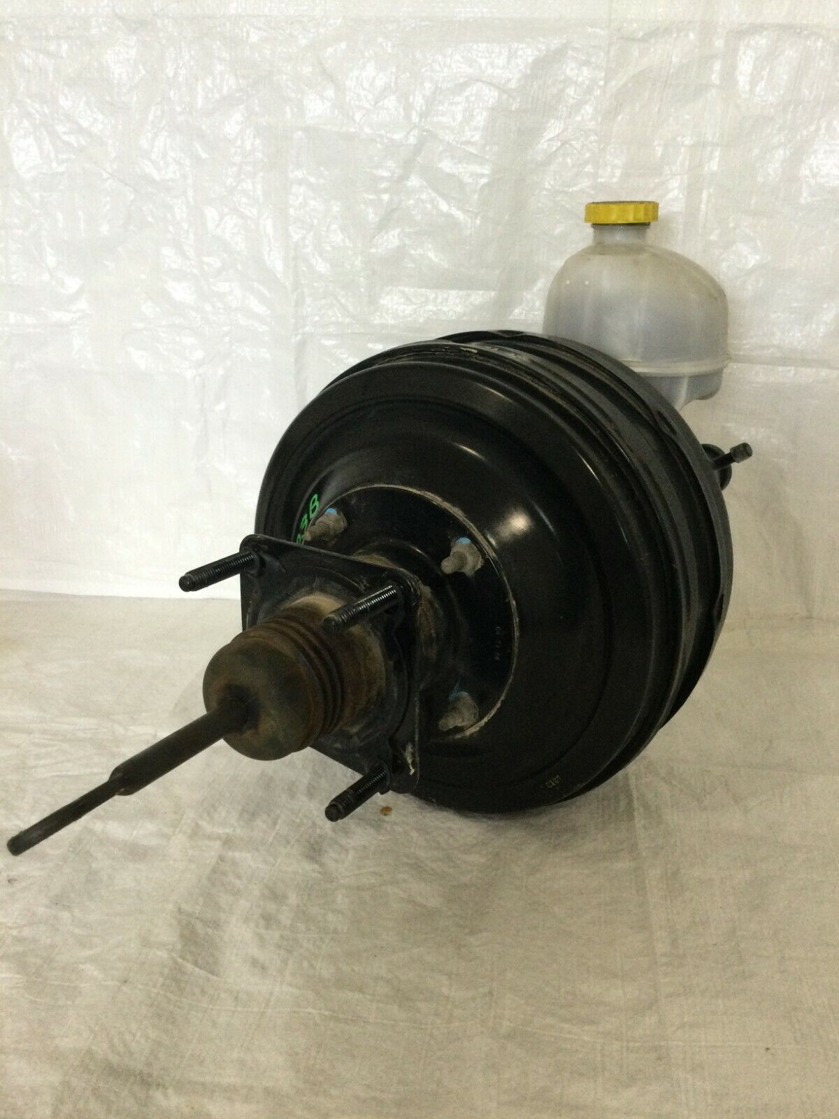 2006 Dodge Ram 2500 Power Brake Booster OEM 5.7L