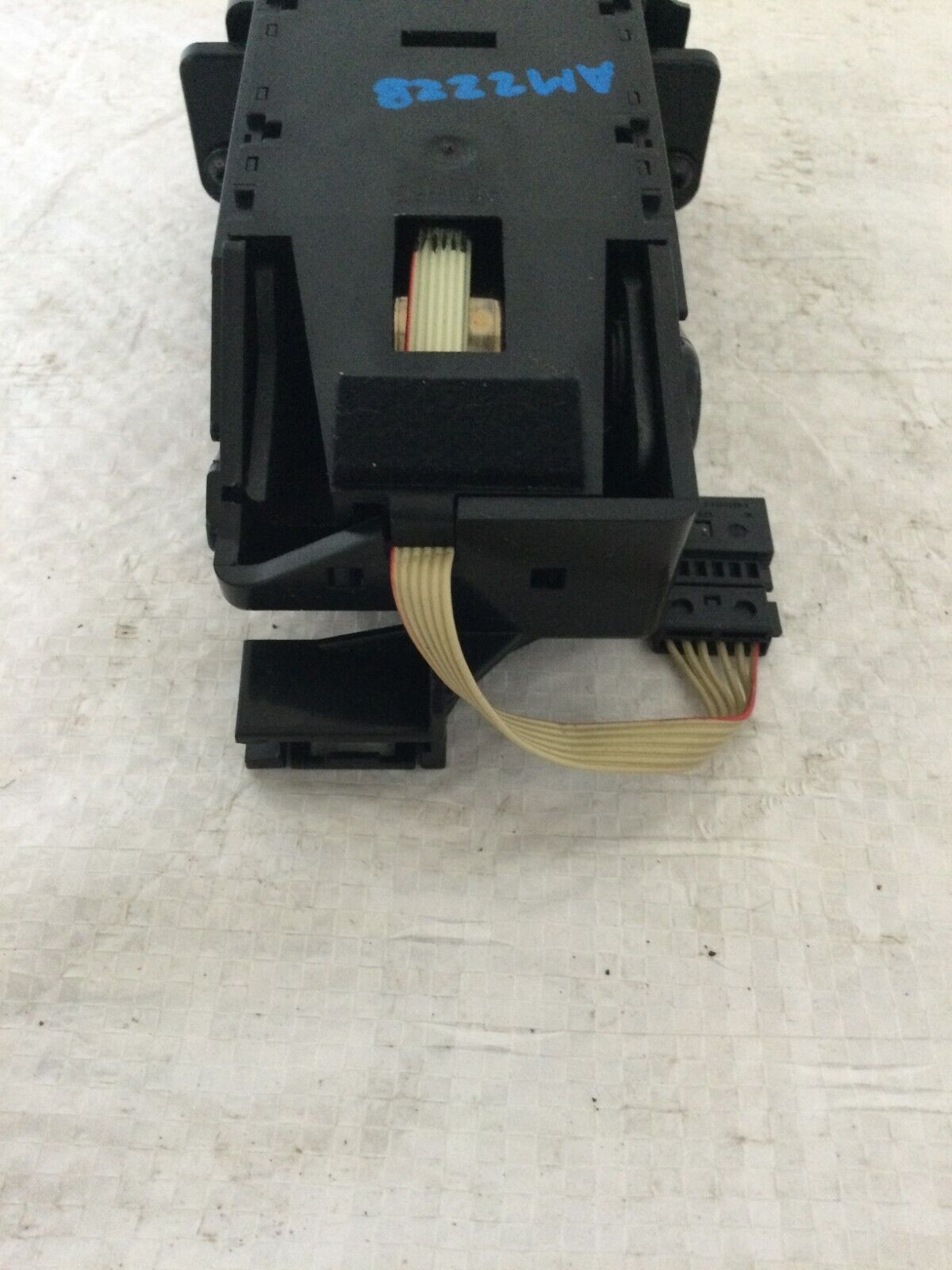 2004 BMW 745i E65/E66 Dashboard Phone keypad remote 6941354 OEM