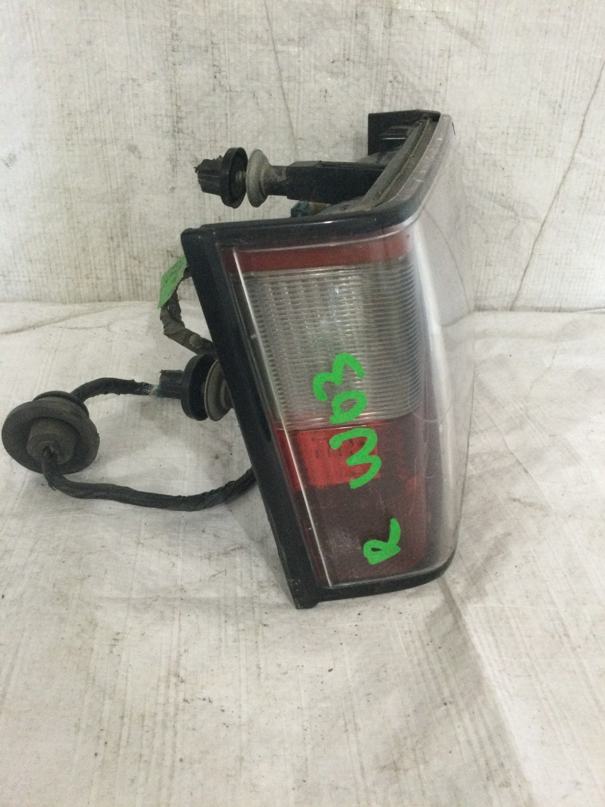 1997 Cadillac Seville Right Passenger Tail Light OEM 16514972