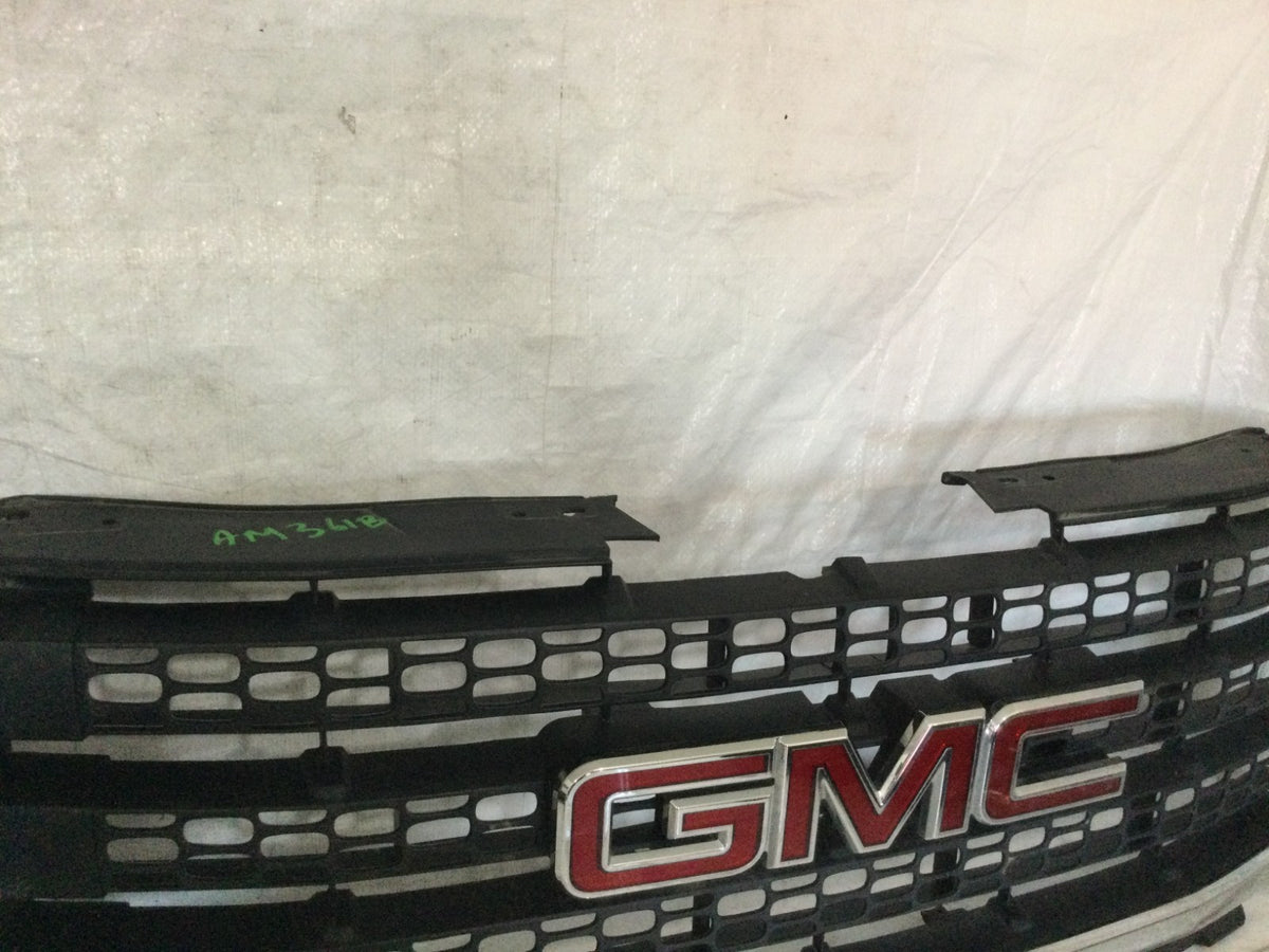 2014 GMC Sierra 2500 6.6L Grille OEM