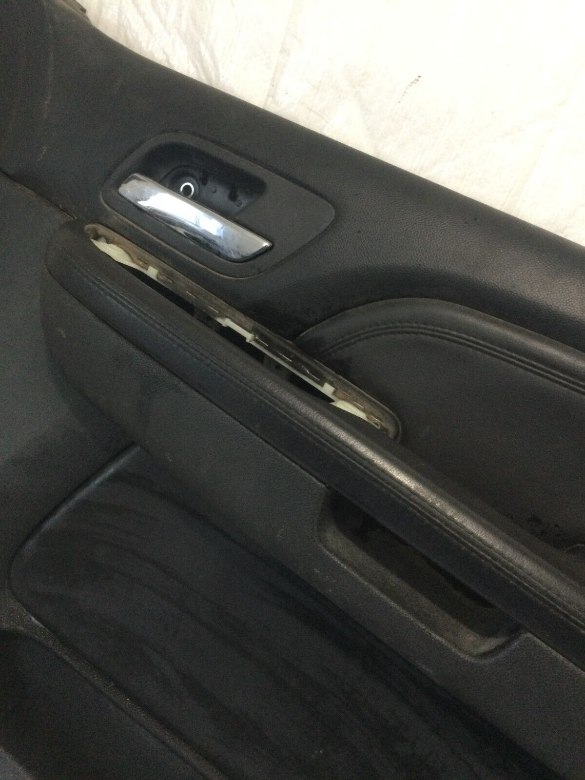 2007-2009 Cadillac Escalade ESV Front Right Door Trim Panel Black OEM 15096114