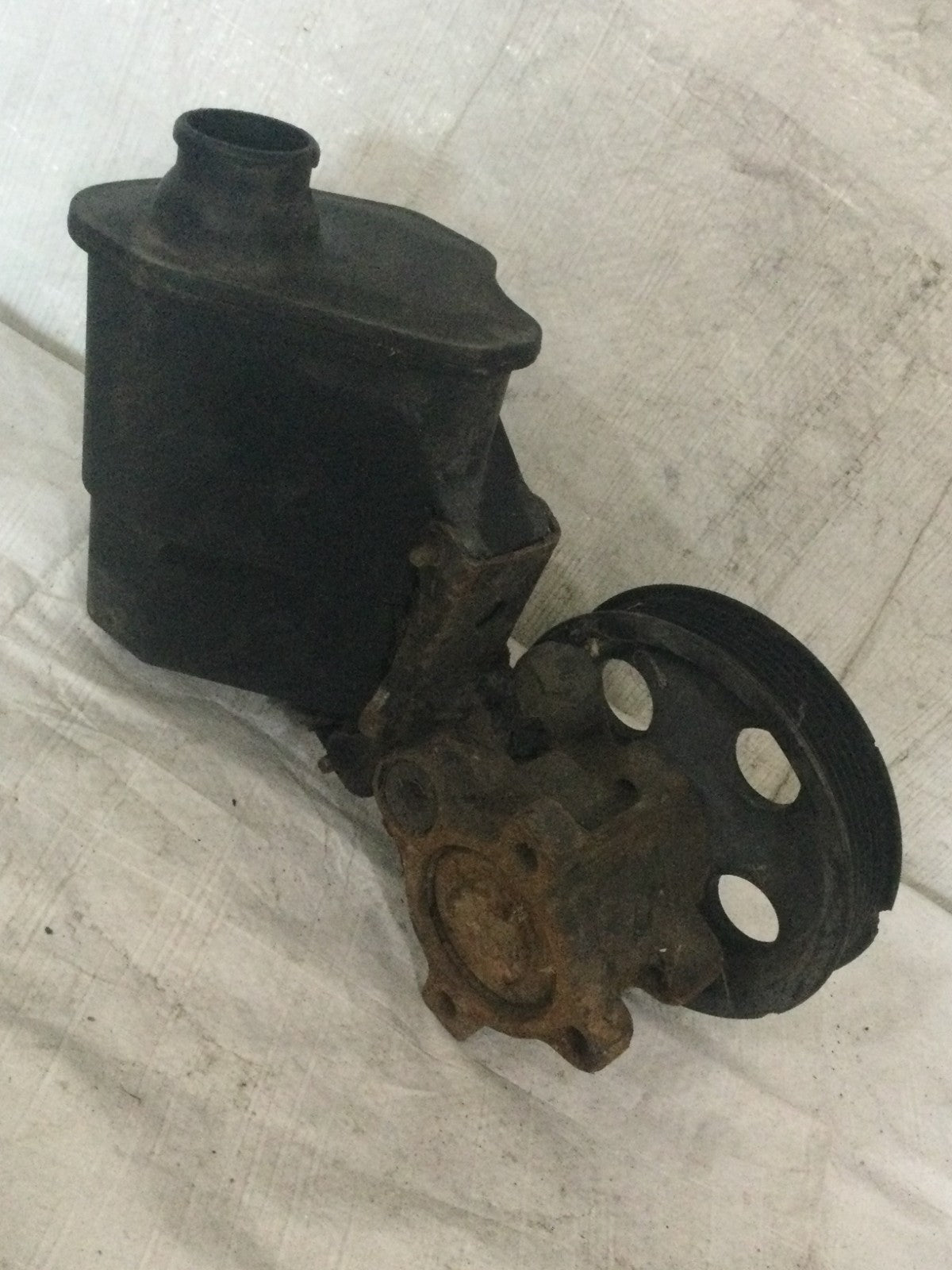 2005 Dodge Ram 1500 4.7L Power Steering Pump OEM 53032723AB