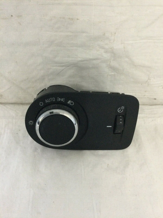 2016-2019 Chevrolet Cruze Headlight Control Switch 39059535 OEM
