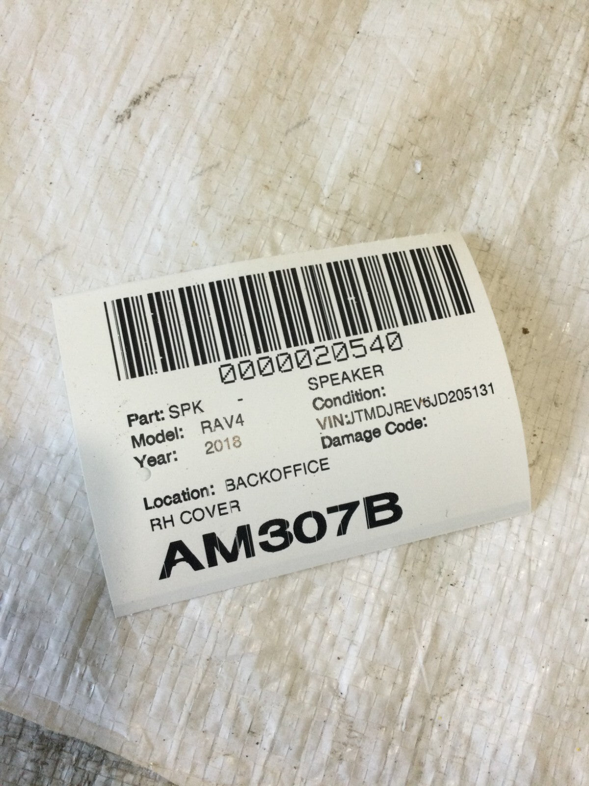 Passenger Side Right Tweeter Speaker Cover 55525-42010 Toyota RAV4 2018