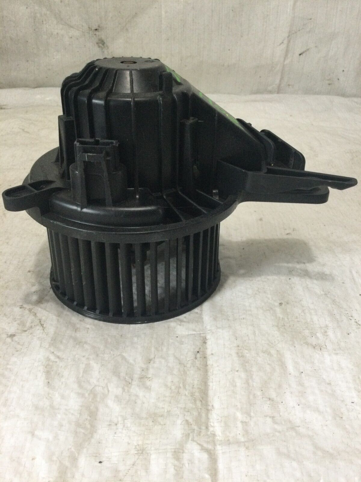 2007-2008 Cadillac Escalade Rear A/C Heater Blower Motor OEM