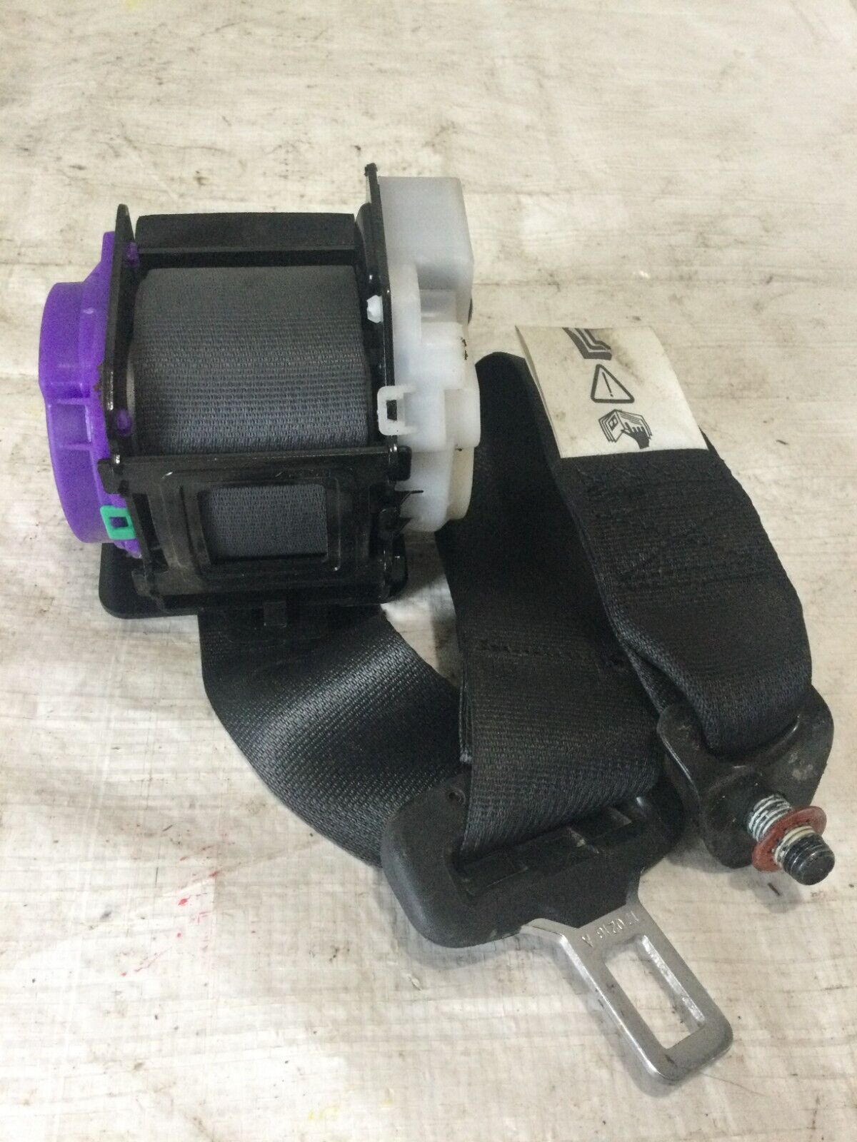 2017 Hyundai Elantra  Rear Left  Seat Belt  OEM
