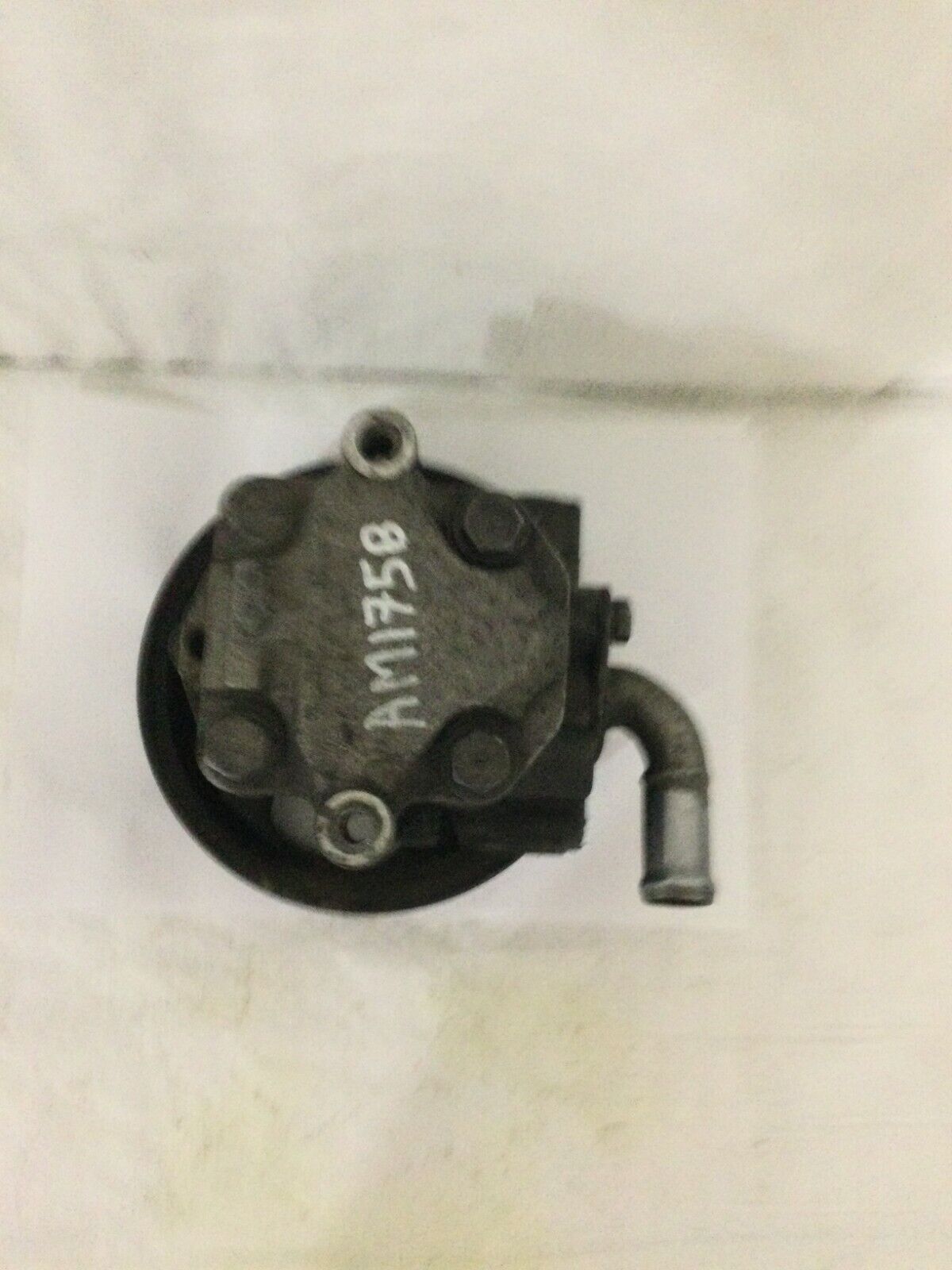 2007 Volkswagen Touarag Power Steering Pump OEM 3.6L 070145256E