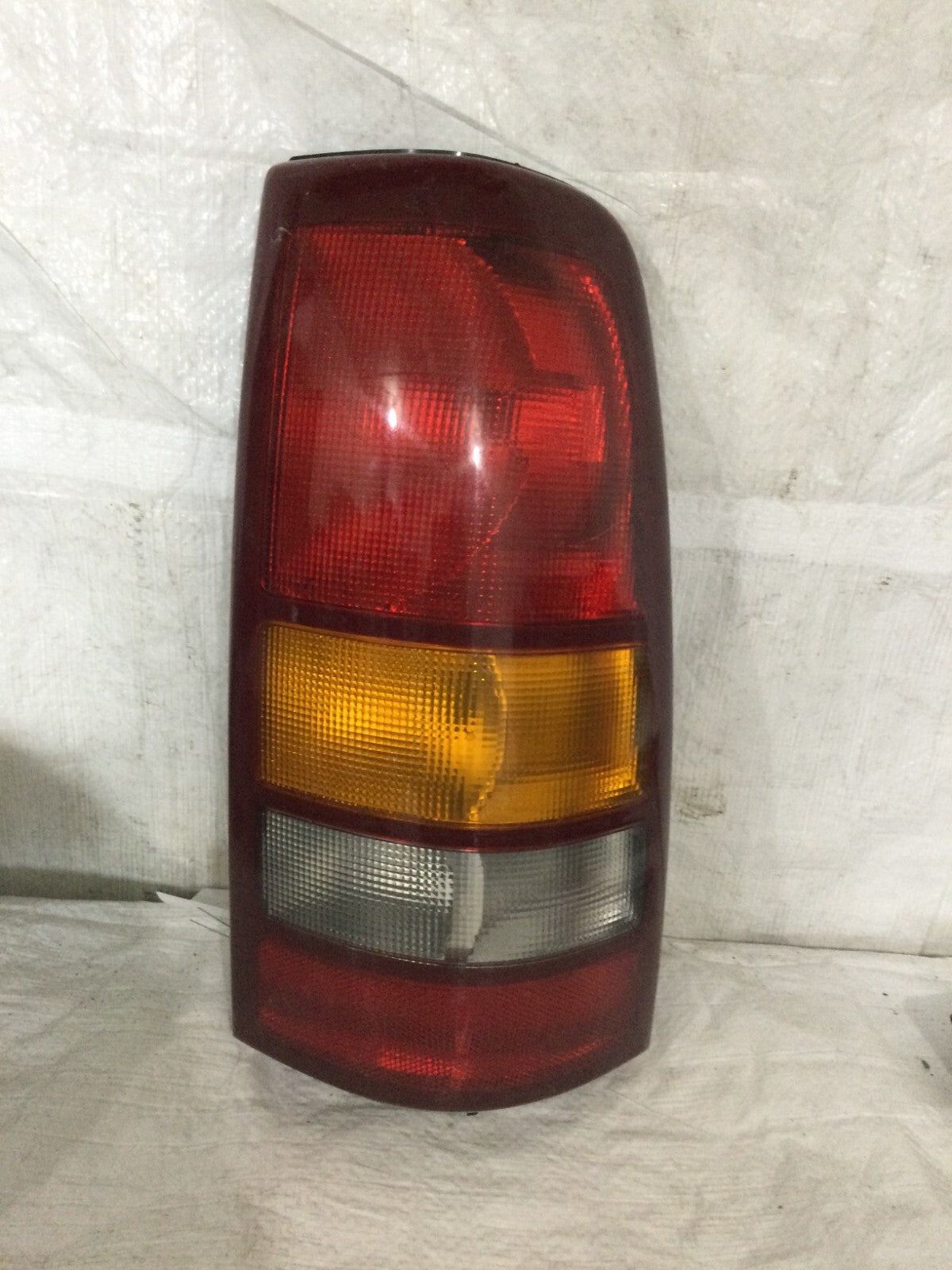 2000 Chevrolet Silverado 1500 Right Side Tail Light Lamp OEM