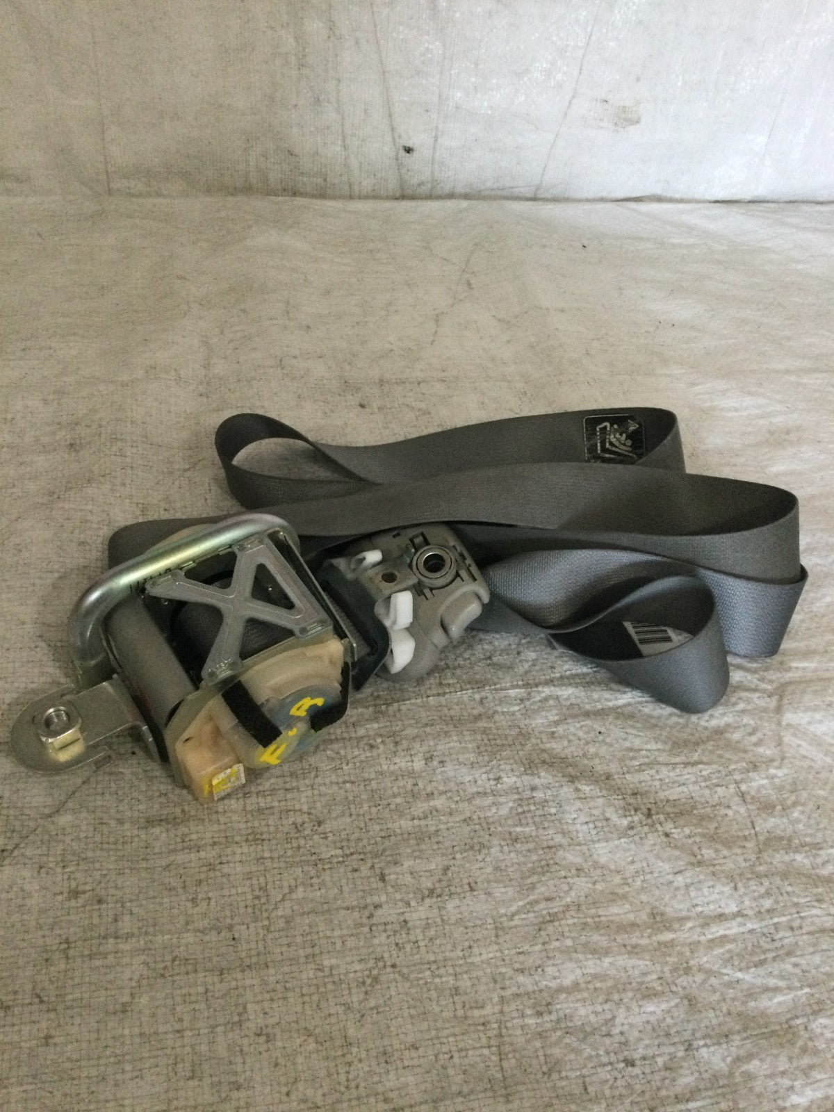 2007 Dodge Ram 1500 Front Right Seat Belt OEM