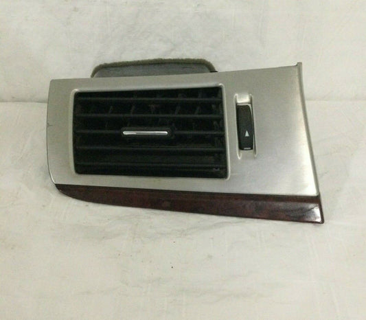 2007-2014 Cadillac Escalade ESV Dash Air Vent Front LH OEM 15863360