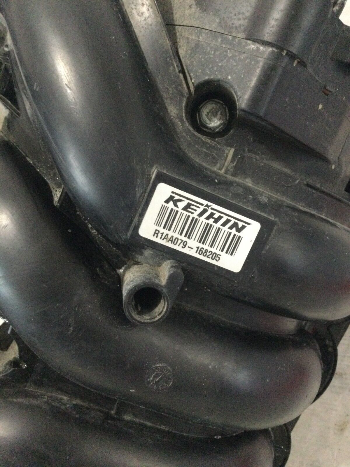 2019 Honda HR-V Air Intake Manifold Assembly  R1AA079-168205 OEM