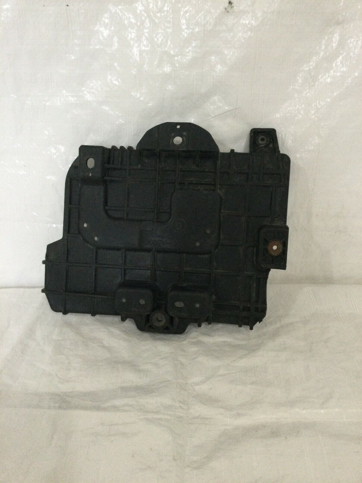 2016-2017 Hyundai Elantra GT Battery Tray Plastic Base Holder Carrier OEM