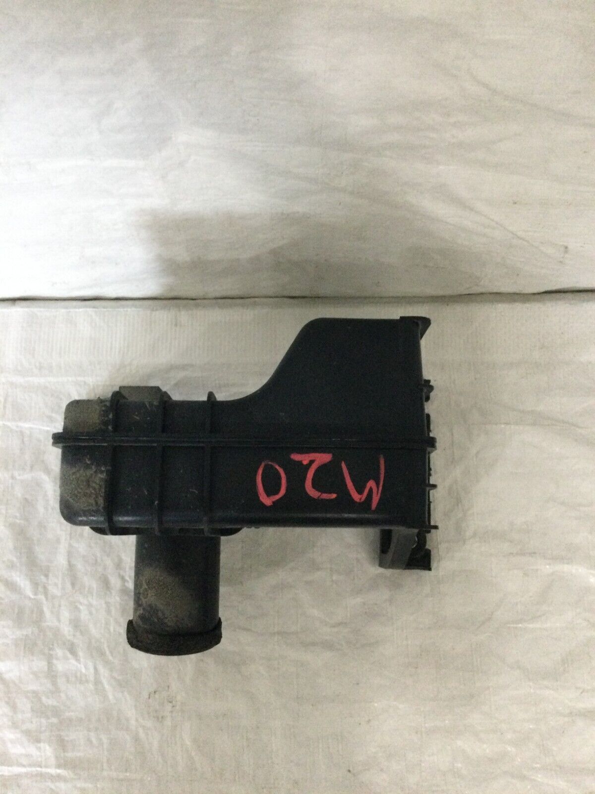 2005 Mazda 6 Air Intake Resonance Chamber OEM