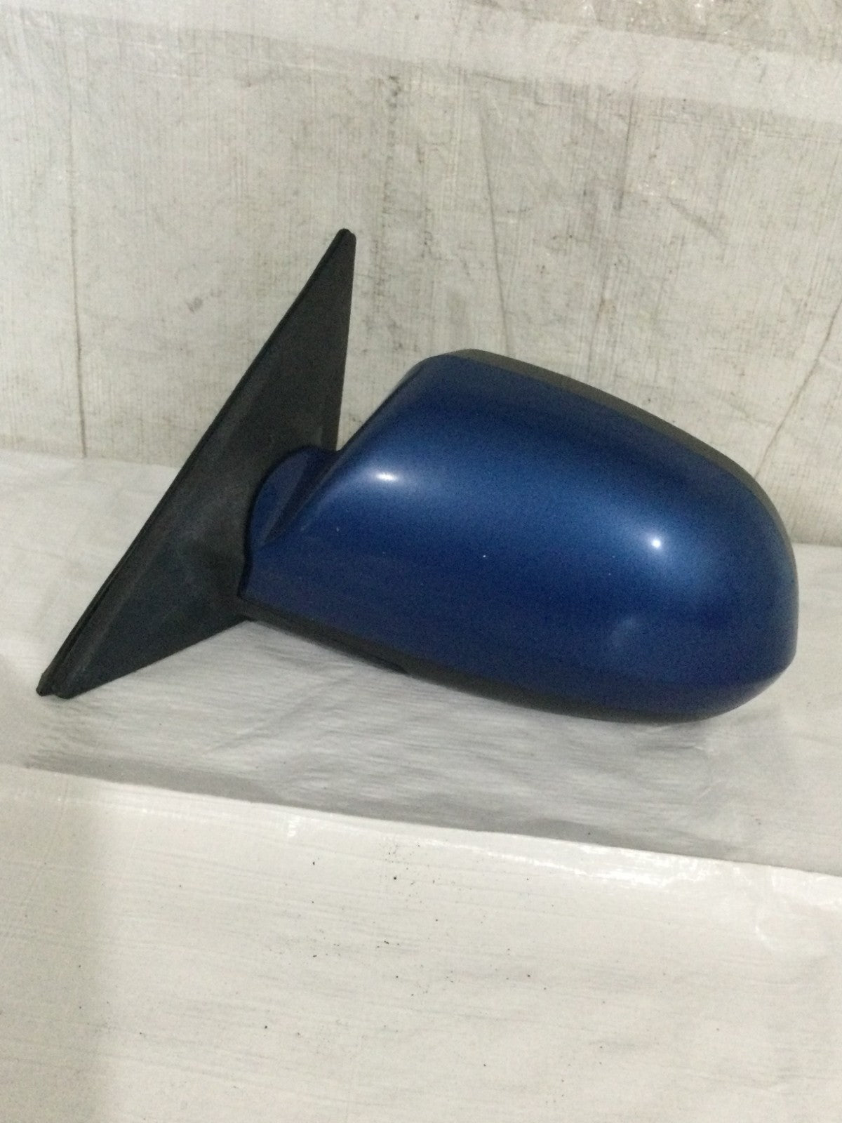 2005 Hyundai Elantra Front Left Driver Door Mirror OEM 012151