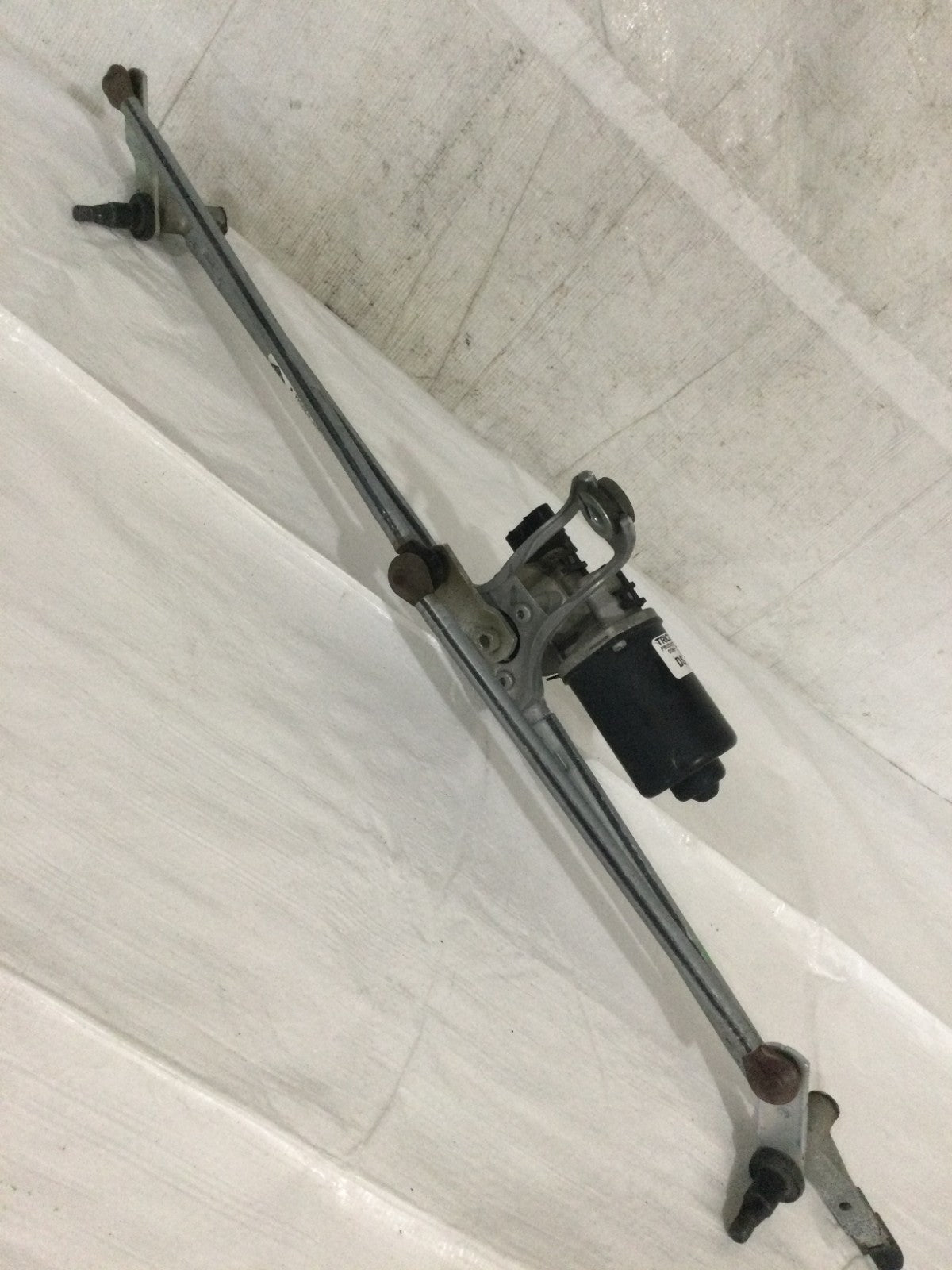 2021 Dodge Ram 3500 Windshield Wiper Motor W/ Linkage OEM 55372141AL