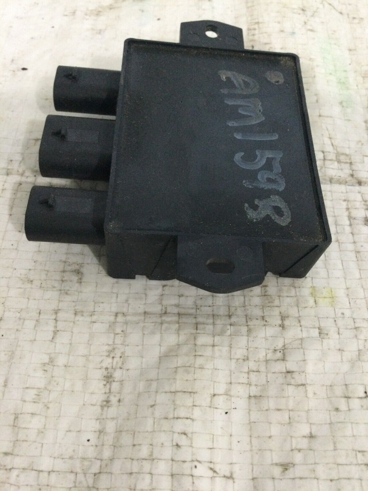 2018-2020 Nissan Rogue Tailgate Kick Motion Sensor Control Module 285T1-7FL1A OE