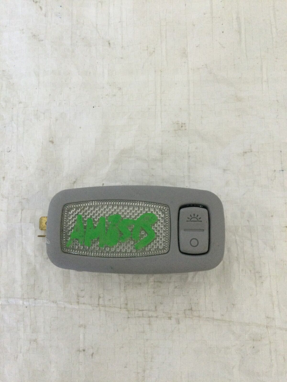 2017-2019 Hyundai Elantra Right Passenger Sun Visor Switch OEM 