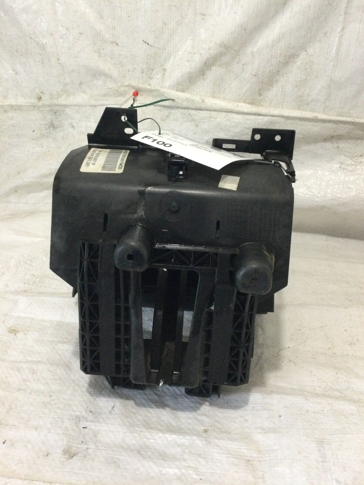 2005 Dodge Ram 1500 Fold Down Dash Mounted Cup Holder Cupholder OEM