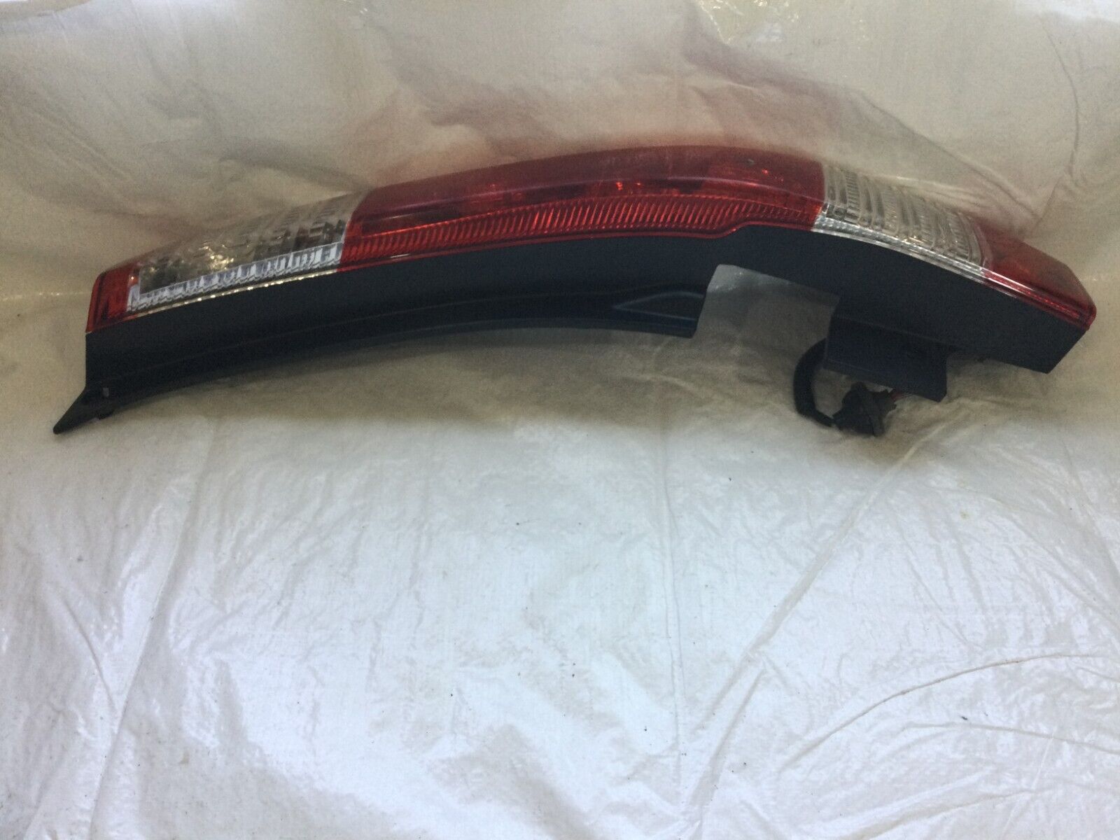 2005-2006 Honda CRV CR-V Tail Light Right Passenger Side OEM RH