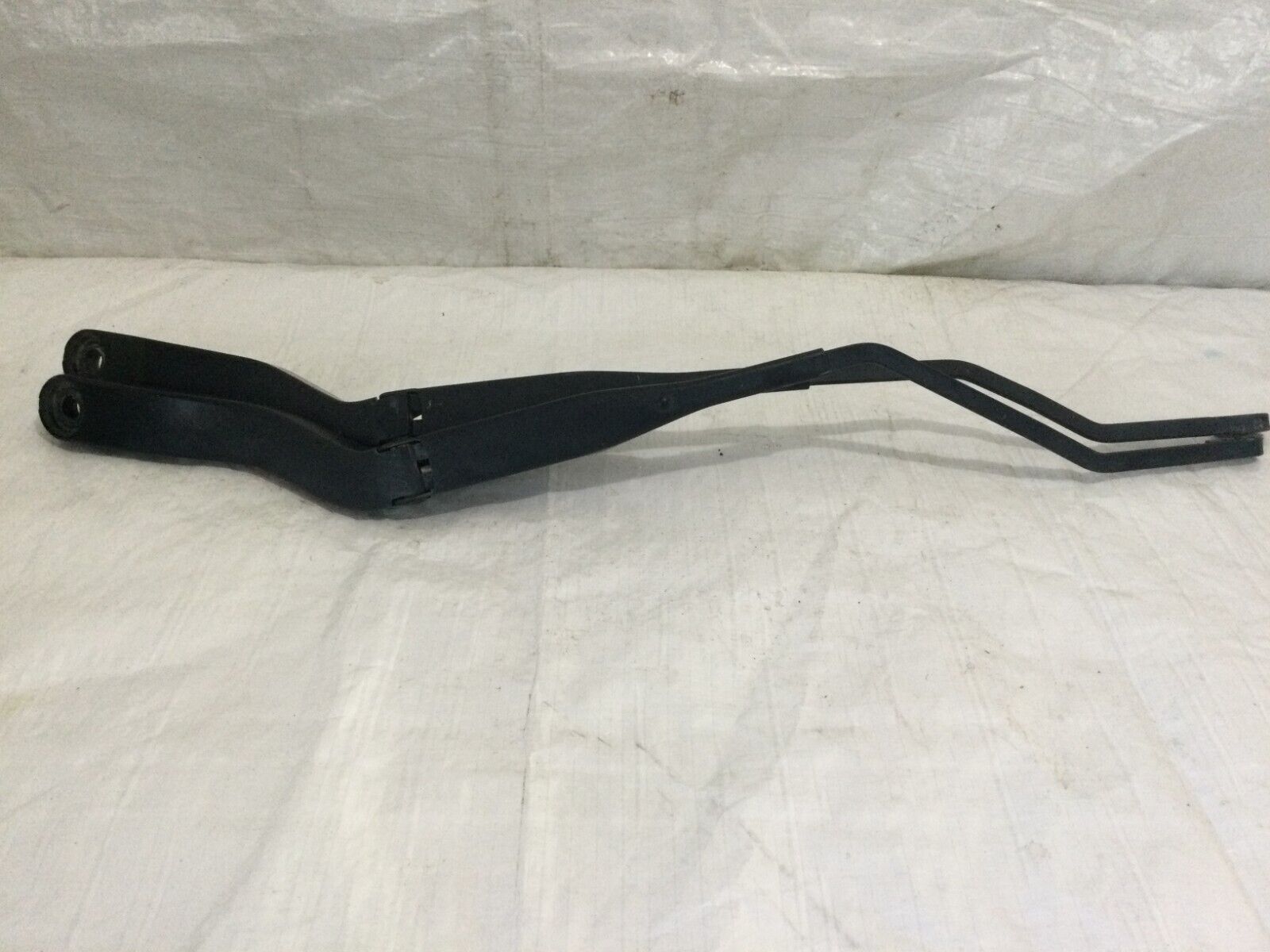2016-2017 RAM 2500 3500 Windshield Wiper Both Arm OEM 6.7L Diesel
