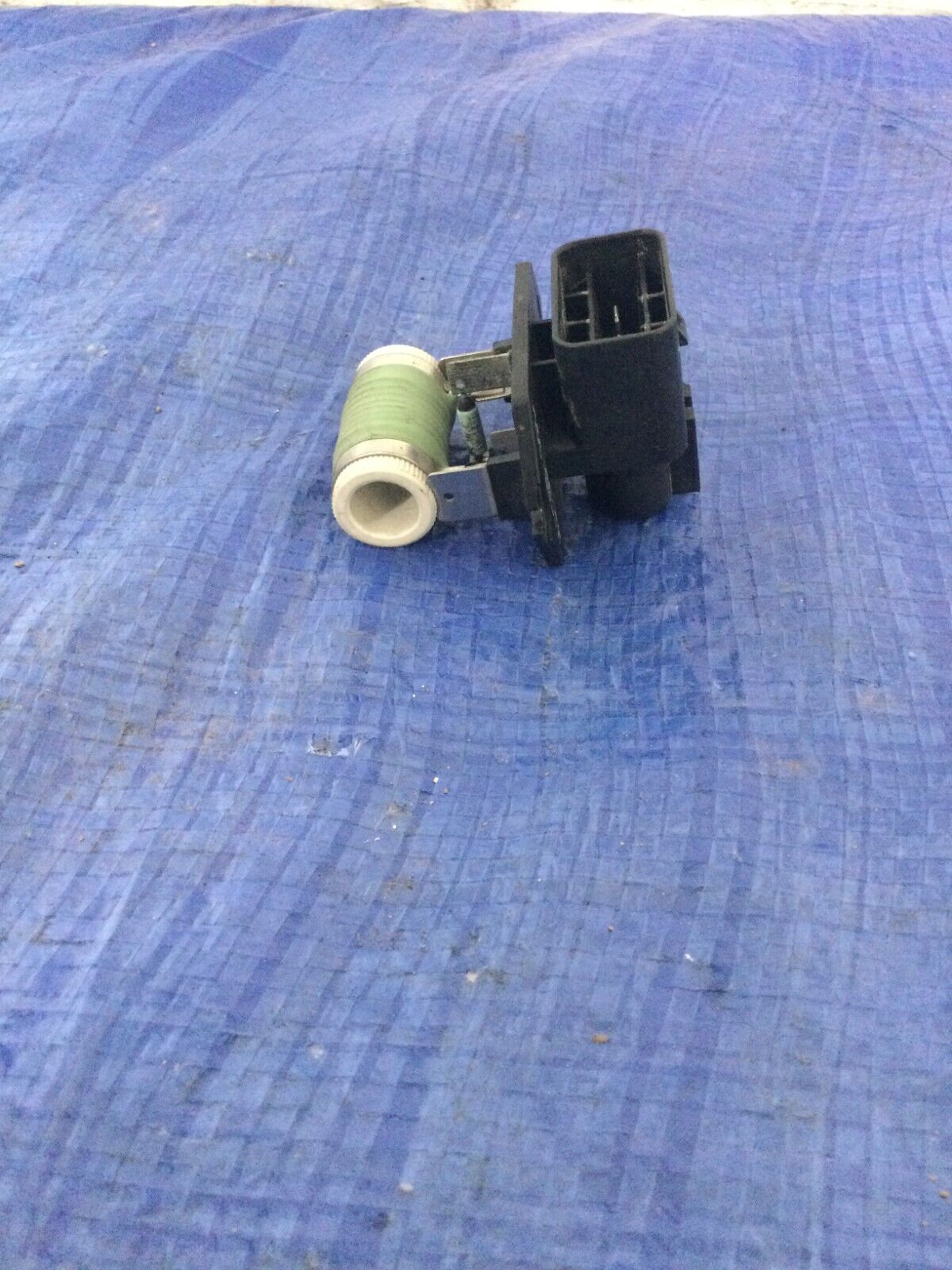 2018 Hyundai Elantra Cooling Fan Resistor LH OEM