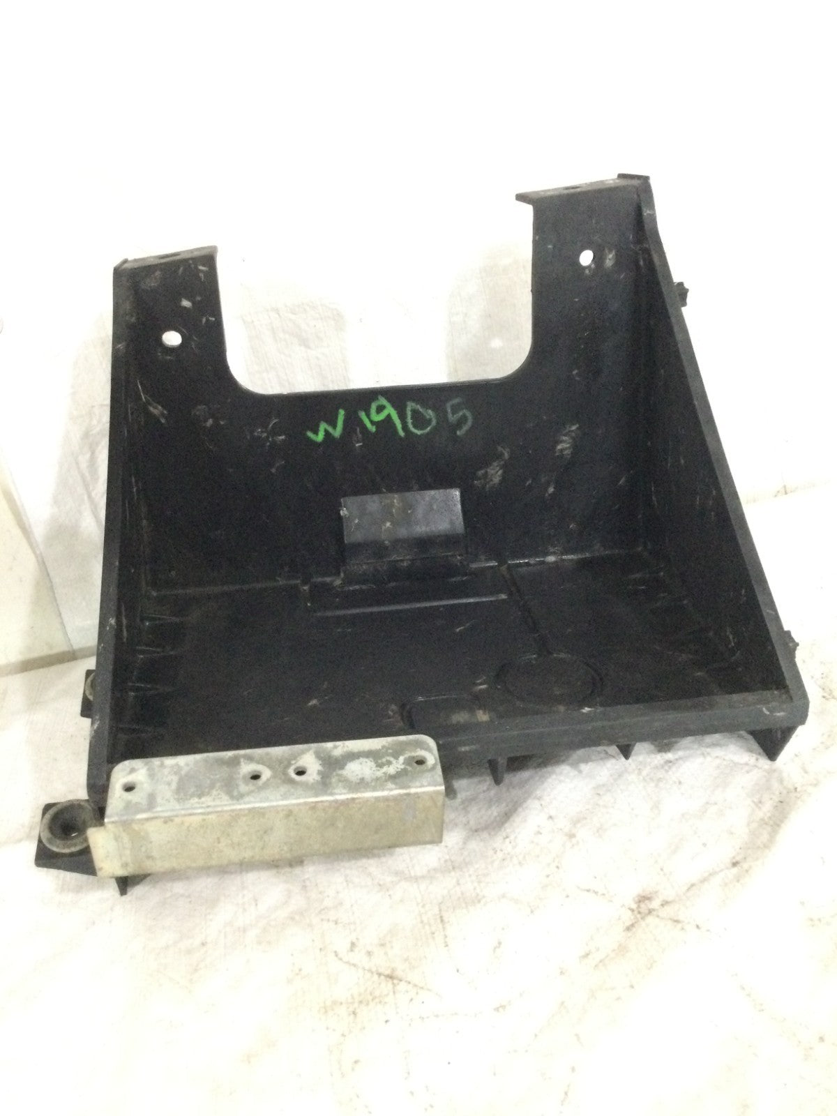 2004 Dodge Ram 1500 Battery Tray OEM 55276205AA
