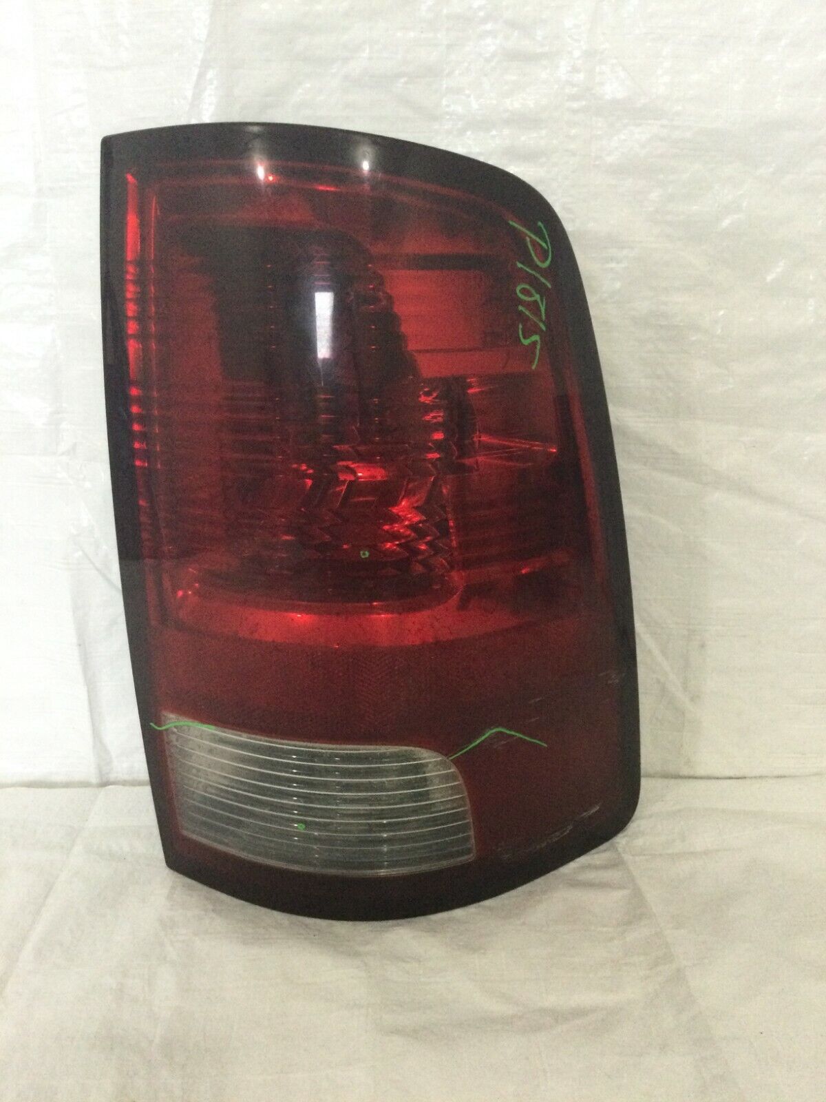 2017 Dodge Ram 1500 Tail Light Assembly Black Trim Right Passenger Side OEM RH