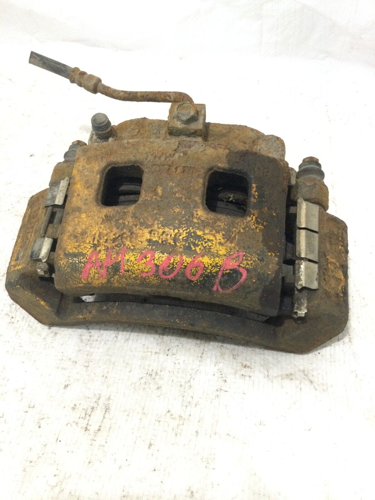 2002-2004 Dodge Ram 1500 Front Left Brake Caliper OEM