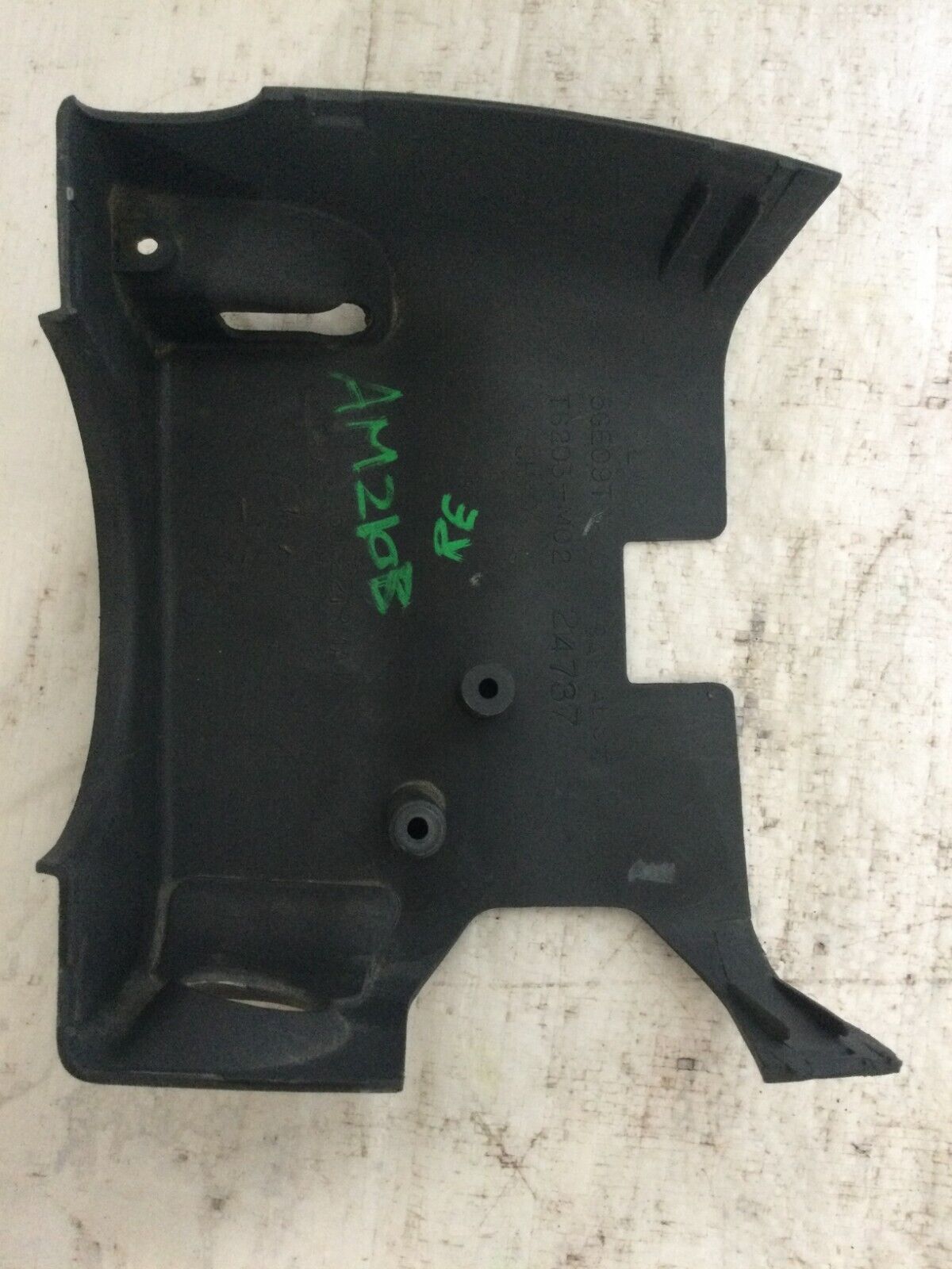 2007 Dodge Ram 1500 Steering Column Collar Shroud Bezel Lower OEM