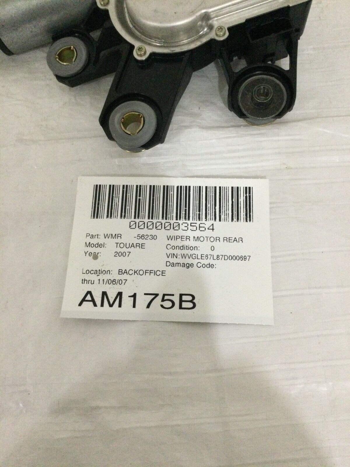 2004-2007 Volkswagen Touareg  Rear Tailgate Glass Wiper Motor 7L0955712B OEM