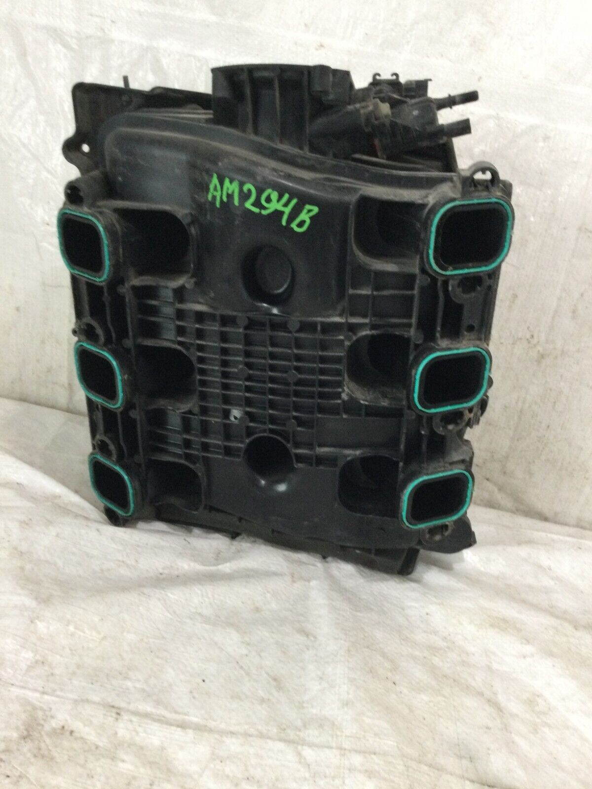 2019 Chevrolet Silverado 1500 Intake Manifold Assembly OEM 12684938