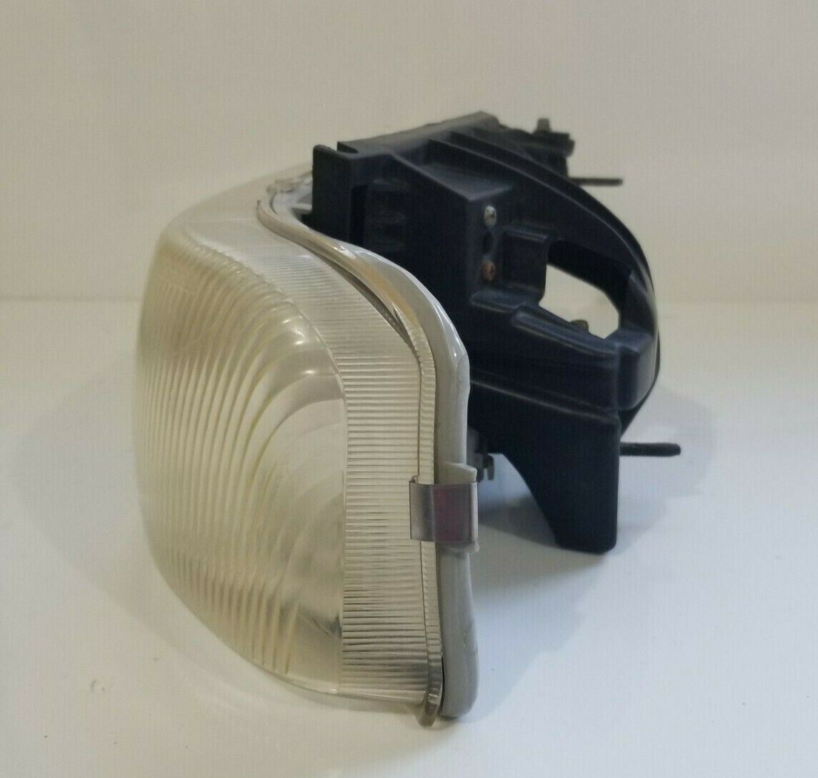 2001 Chevrolet Silverado 1500 Headlight Lamp Assembly Left Driver Side LH OEM