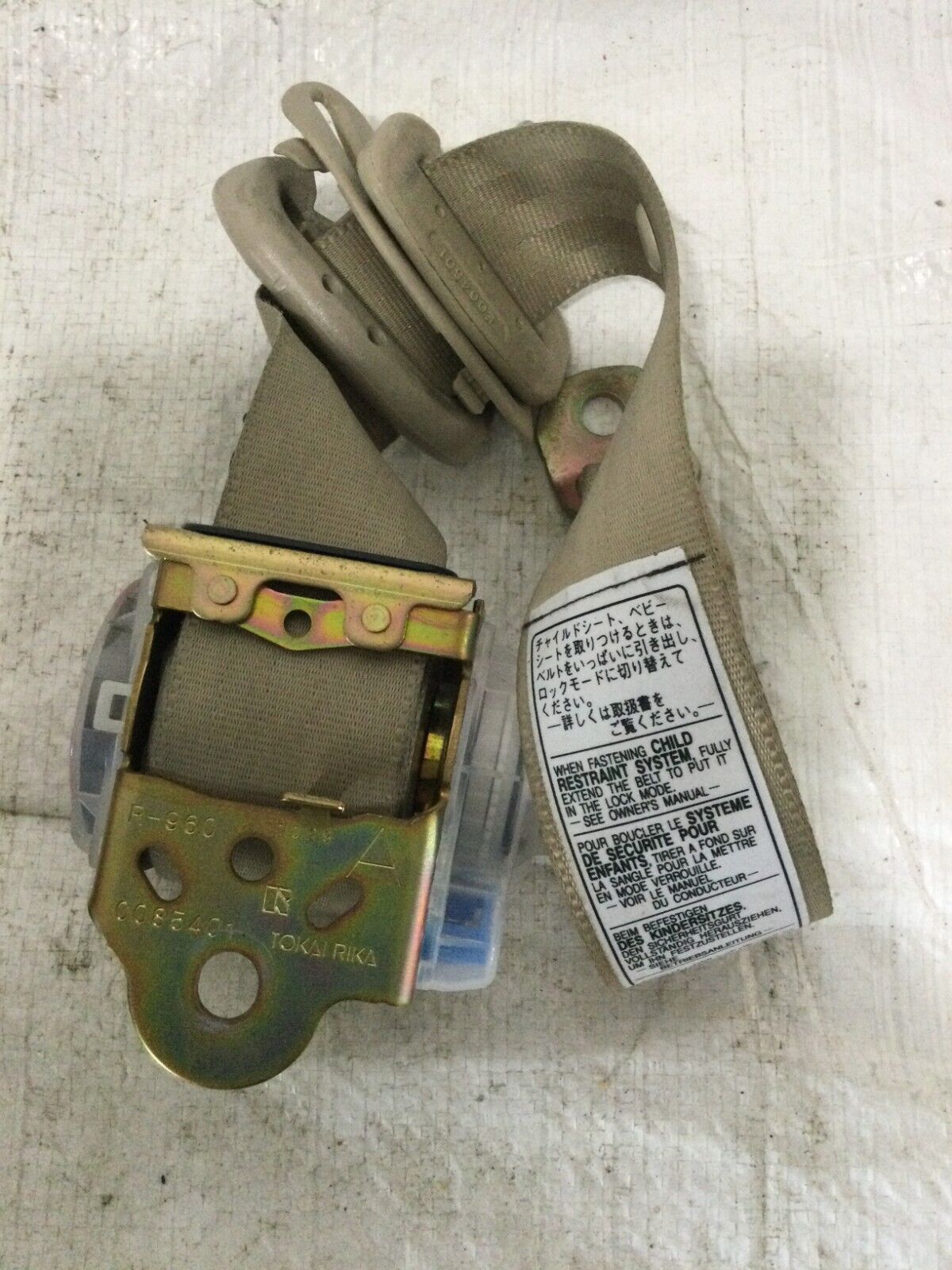 2003 Toyota Highlander Rear Left Driver Side Seat Belt OEM