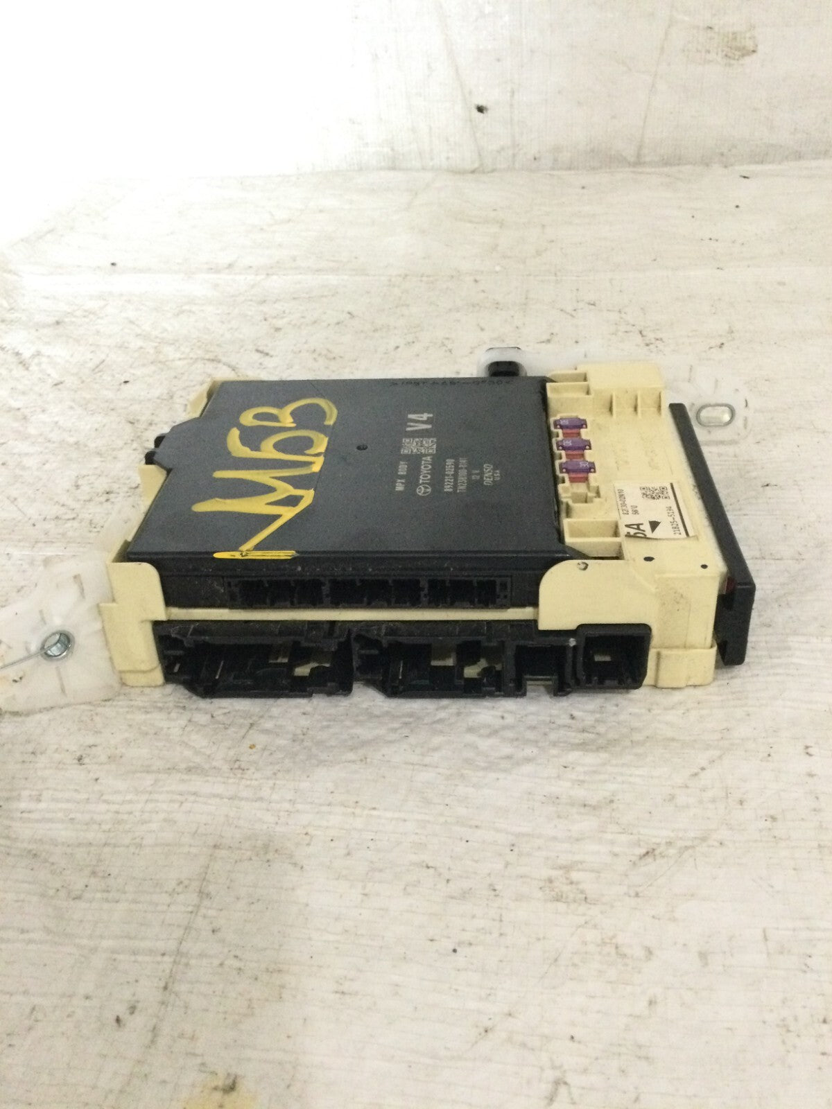 2021 Toyota Corolla Multi Network Control Module OEM 89221-02590
