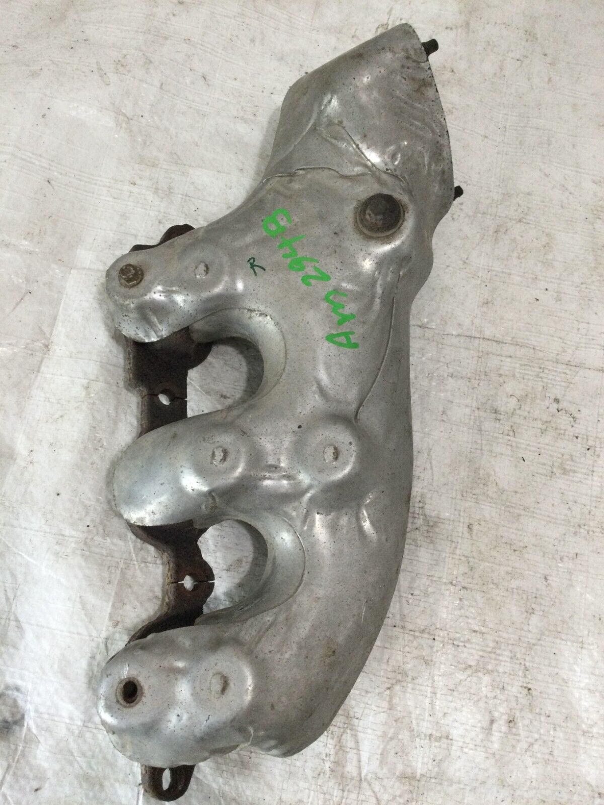 2019 Chevrolet Silverado 1500  Right Side Exhaust Manifold OEM